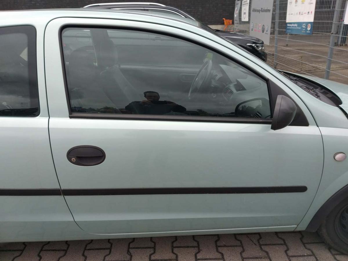 Opel Corsa C original Tür rechts Z388 Spacegrün 3-Türer Bj.2001 Opel Corsa C original Tür rechts Z388 Spacegrün 3-Türer Bj.2001